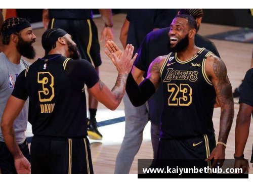 kaiyun开云湖人对热火：NBA精彩对决，球场较量谁能笑到最后？ - 副本